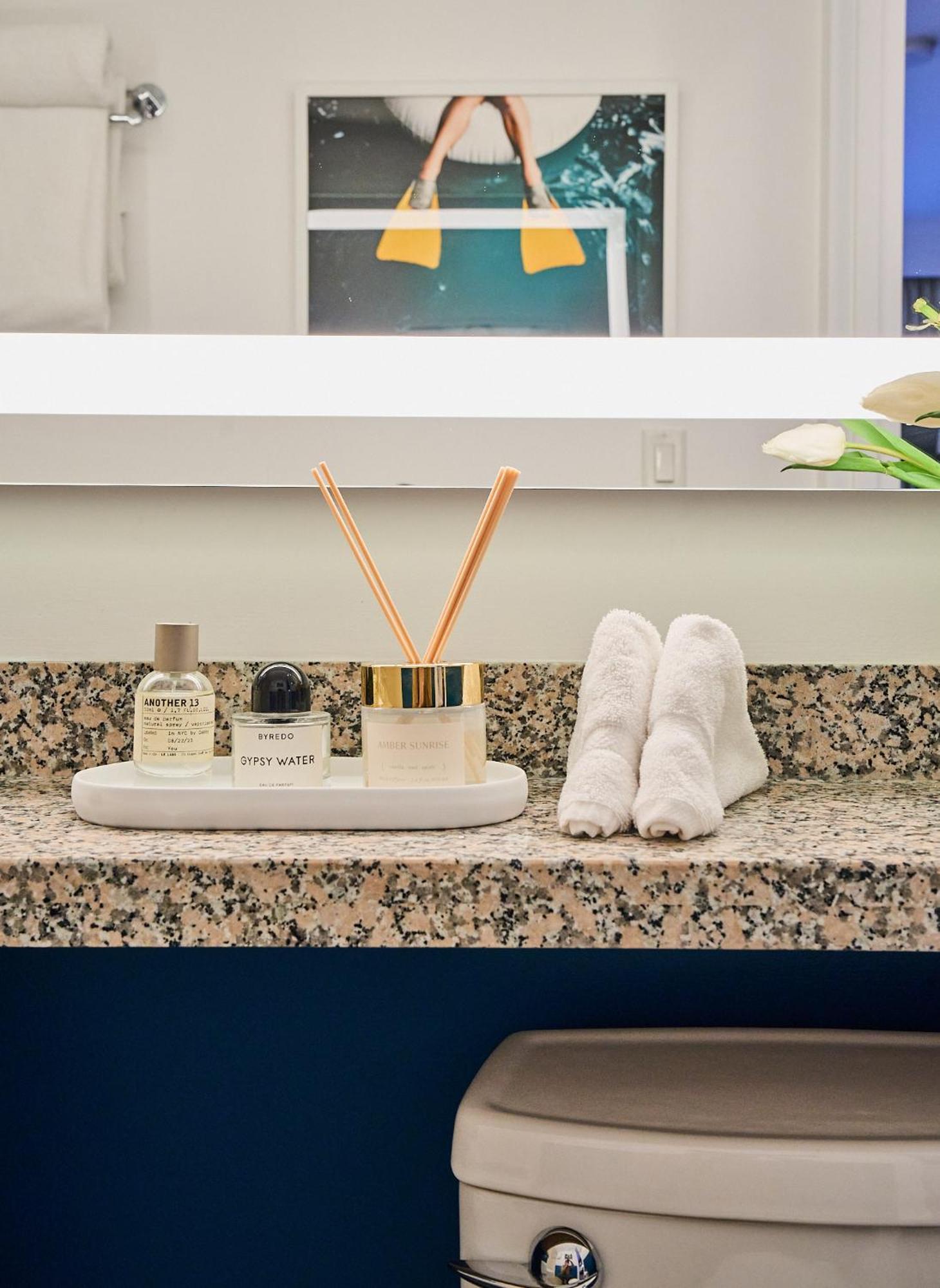 Rusk House Serviced Apartments Хюстън Екстериор снимка